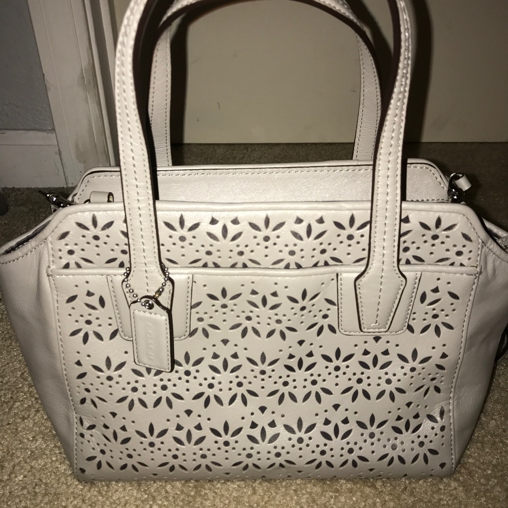 Coach Taylor Eyelet Bette Mini